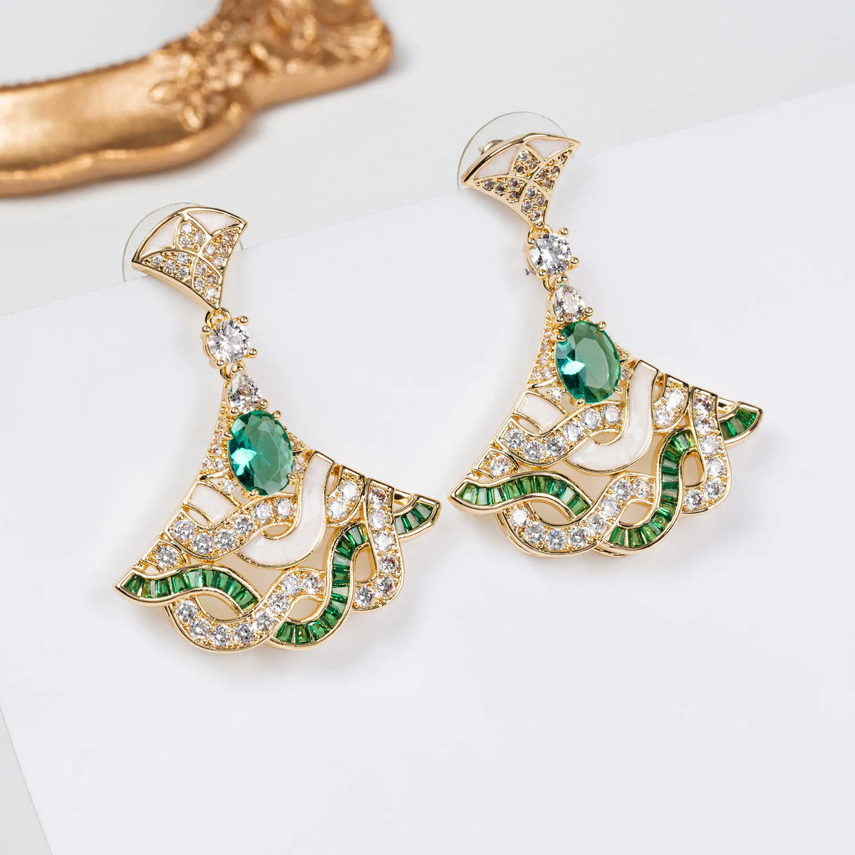 Boucles d'oreilles pendantes de luxe éventail en cristal rose ton doré pour femmes
