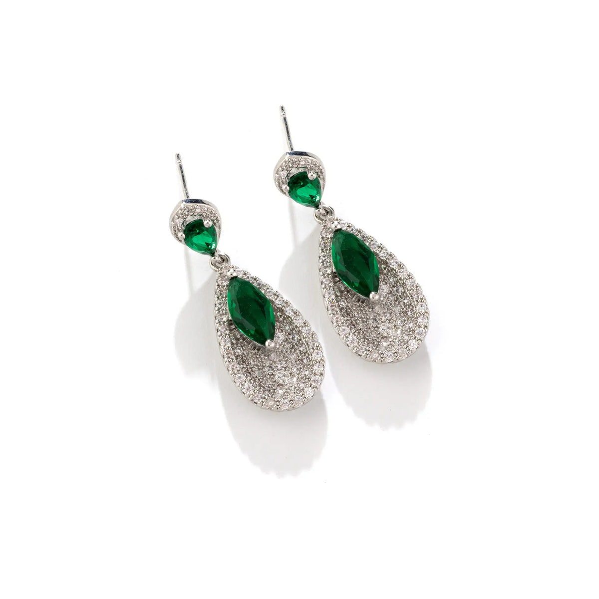 Luxury White Pearl Necklace Set – Emerald Green Drop Earrings Jewelry