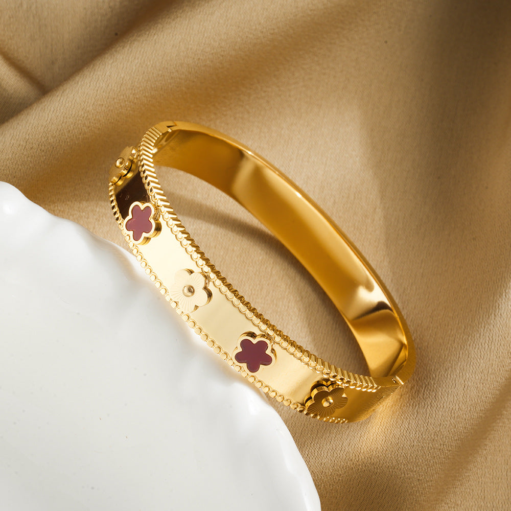 Fashion Clover Bracelet