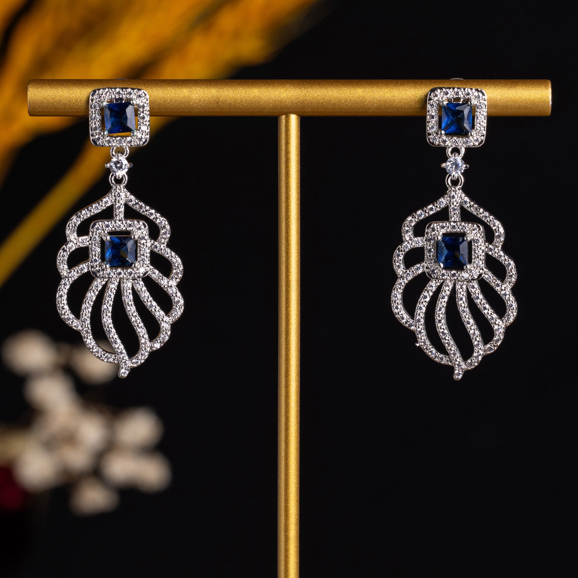 Elegant Emerald Green Crystal Statement Earrings for Evening Wear