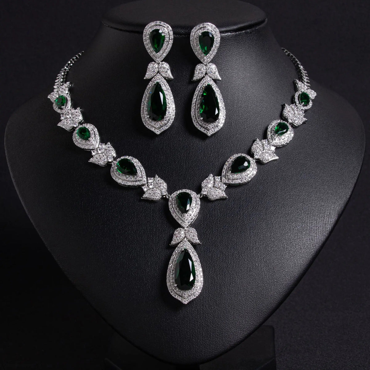 Luxury Red Teardrop Crystal Necklace and Earrings Jewelry Set for Women