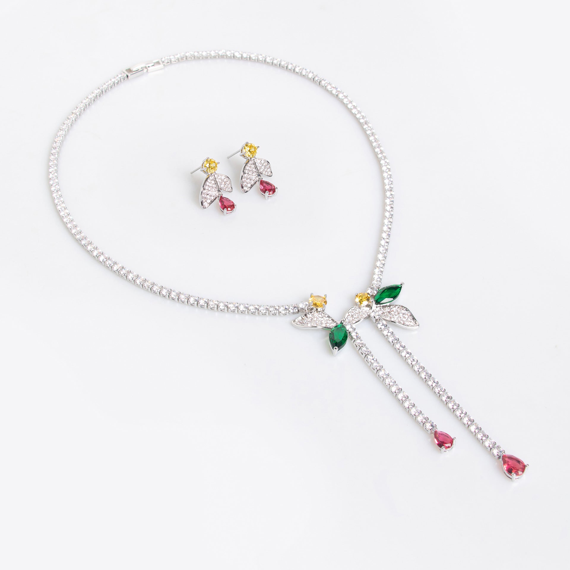 Elegant Green Leaf and Red Teardrop Necklace Set – Luxury Crystal Jewelry for Women