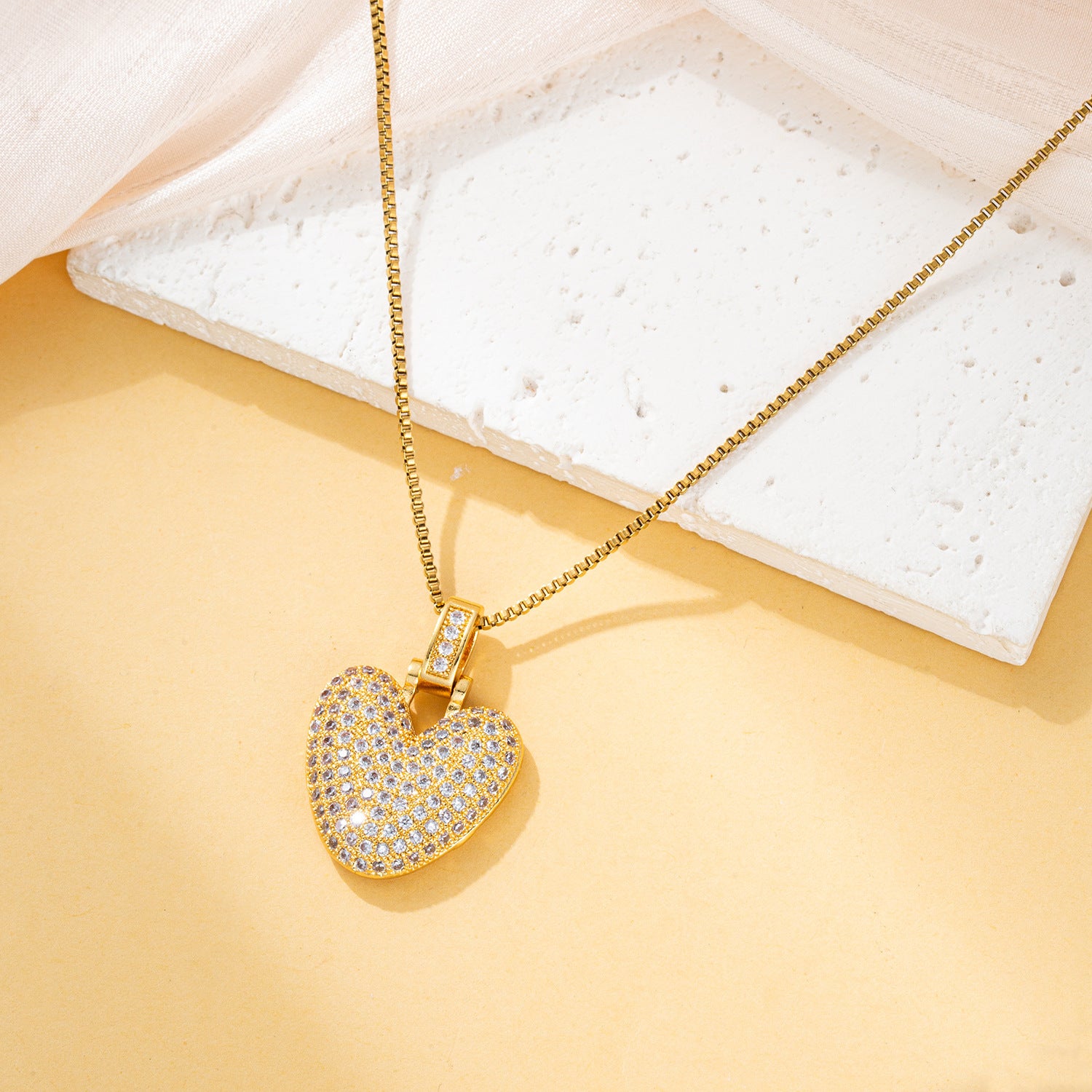 Creative fashion zircon fat 26 letter necklace