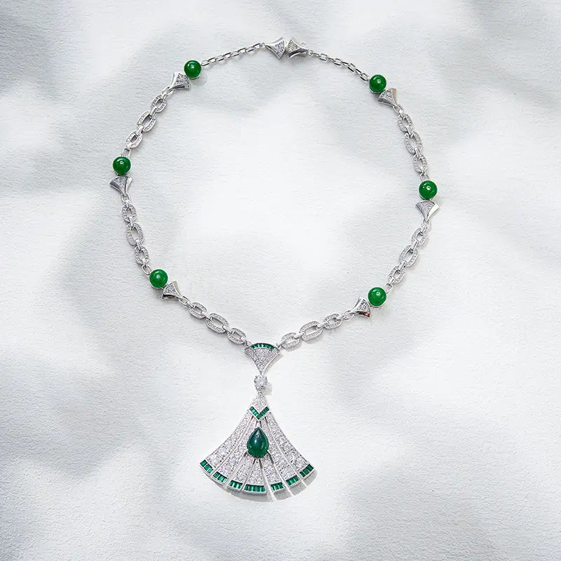 Collier Éventail en Cuivre Plaqué Or avec Pierre Semi-précieuse
