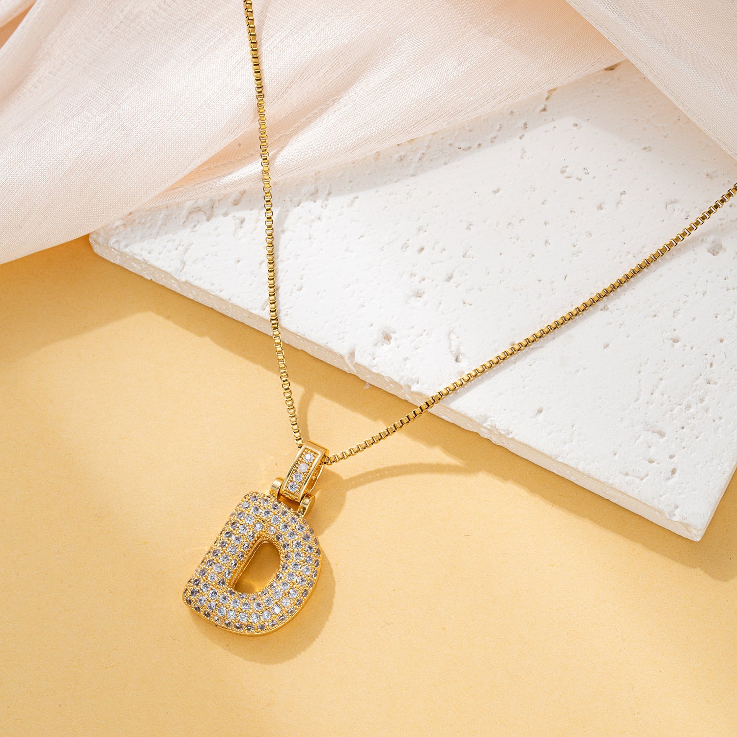 Creative fashion zircon fat 26 letter necklace