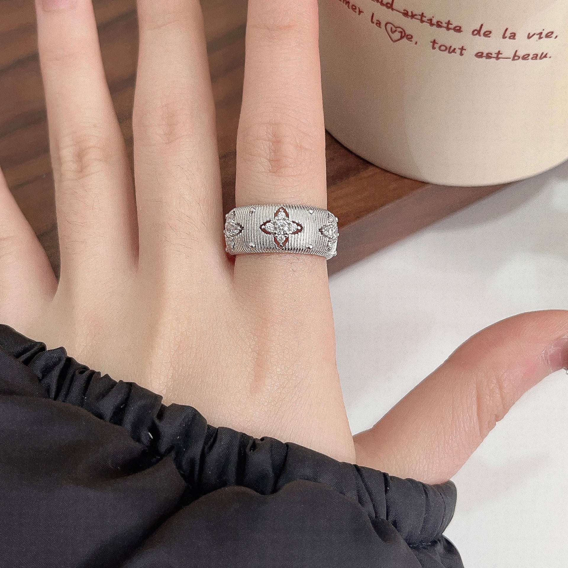 Hollow brushed zircon open ring