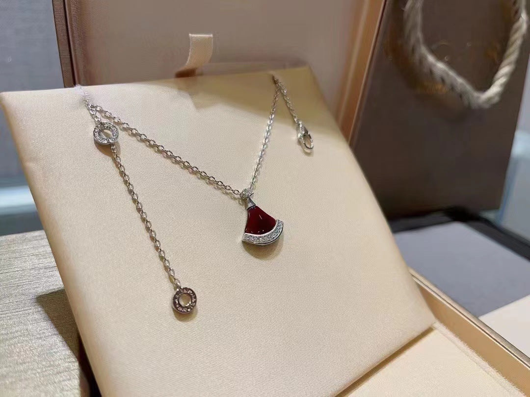 Fashion small fan shell necklace