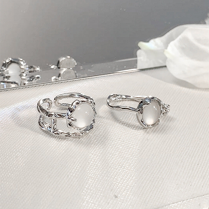 Silver niche moonstone ring