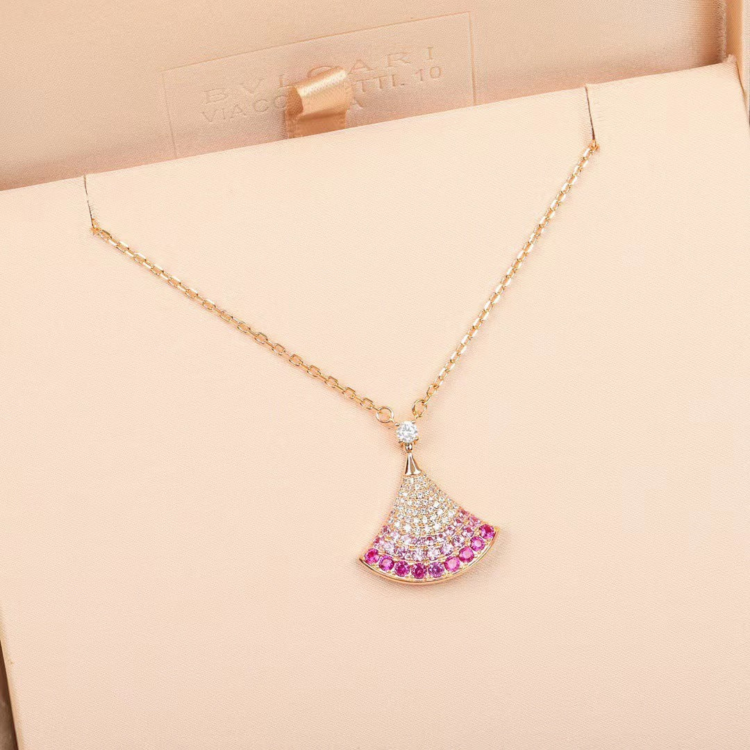 Fashion small fan shell necklace