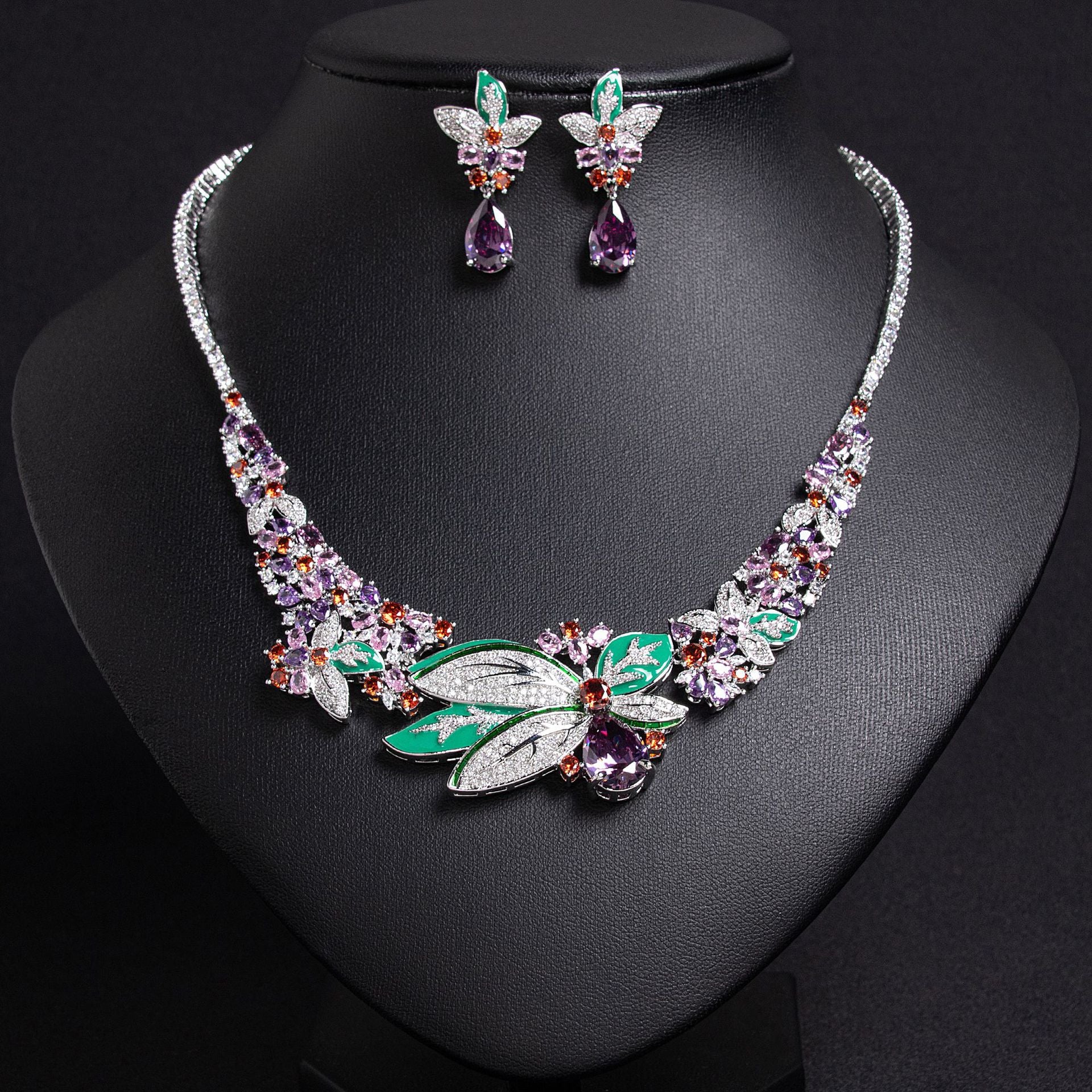 Luxury Dragonfly Crystal Necklace Earrings Set – Elegant Statement Jewelry for Women