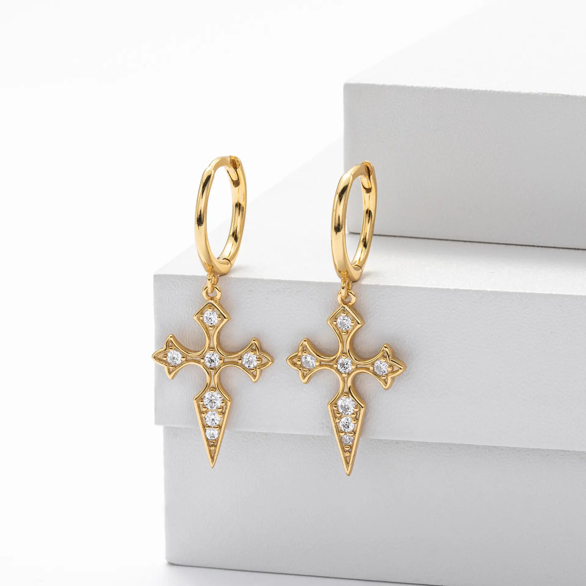 Boucles d'oreilles croix serties de diamants style baroque en argent sterling S925