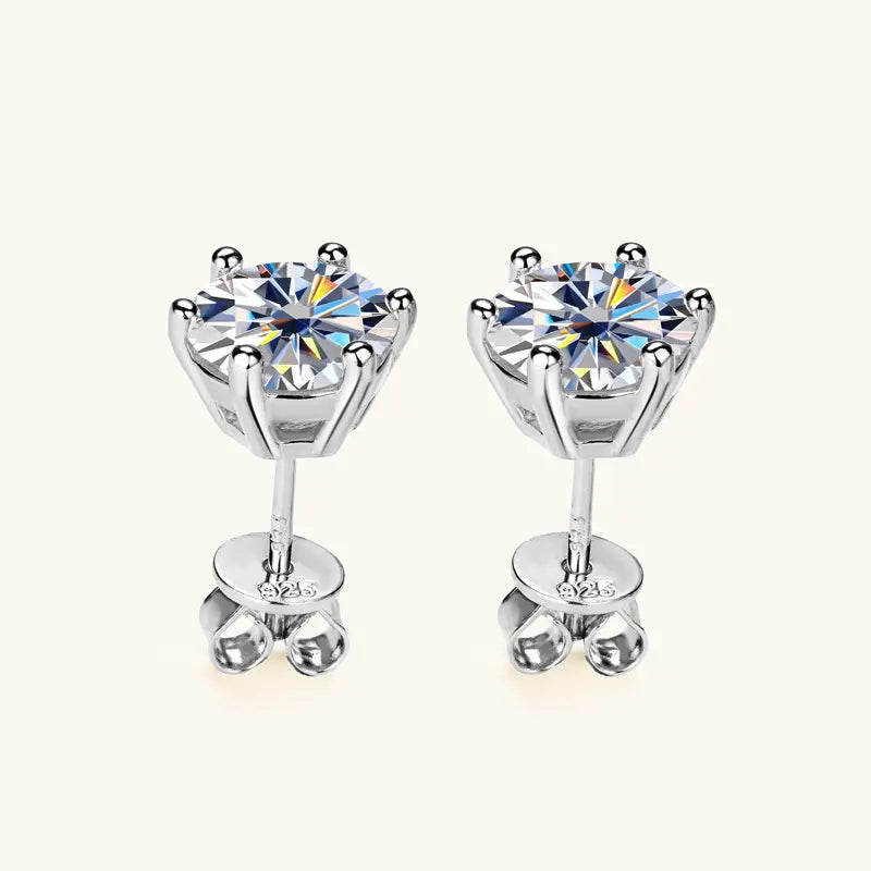 Boucles d'oreilles clous classiques six griffes en moissanite S925