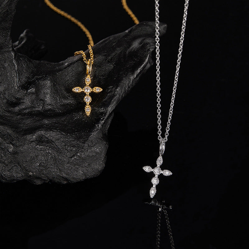S925 Sterling Silver Light Luxury Cross Clavicle Necklace