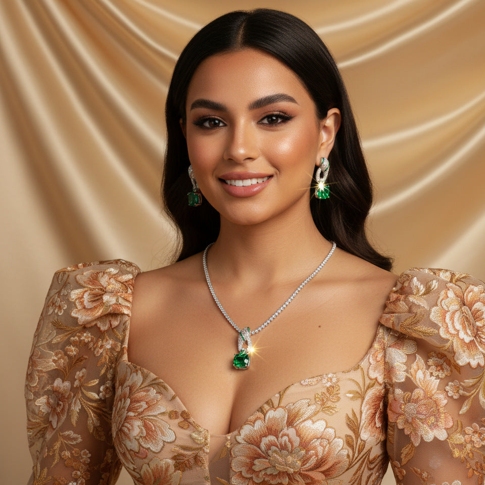 Luxury Emerald Green Gemstone Necklace Set for Women – Statement Jewelry with Matching Earrings