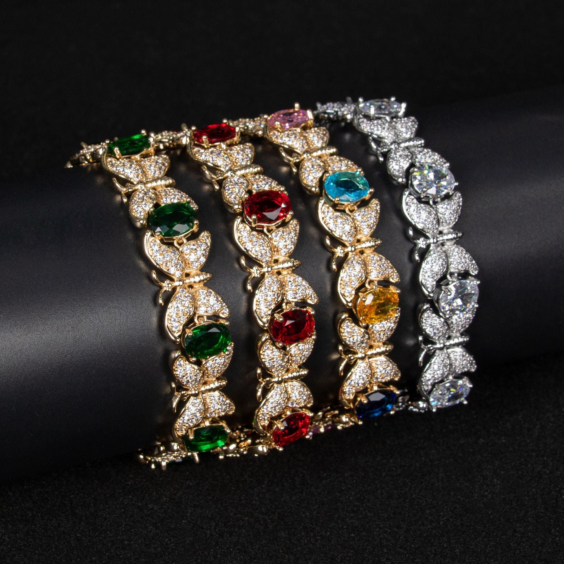 Bracelet papillon trésor couleur pour femme, bijou haut de gamme au tempérament de luxe léger, style ins et niche