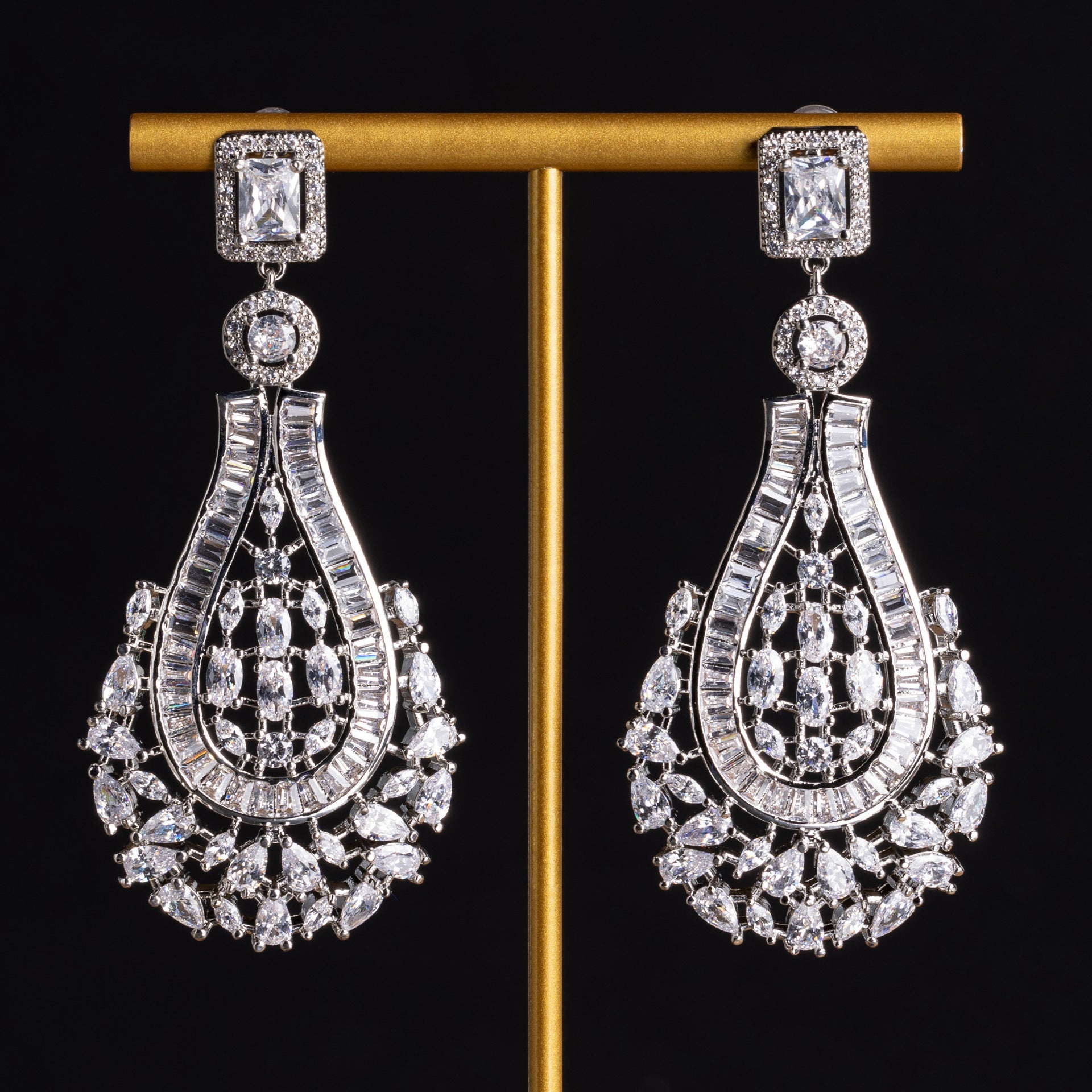 Royal Blue Crystal Earrings – Elegant Chandelier Jewelry for Women