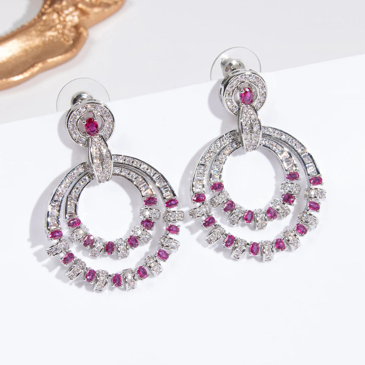 Boucles d'oreilles créoles pendantes de luxe en cristal bleu pour femme