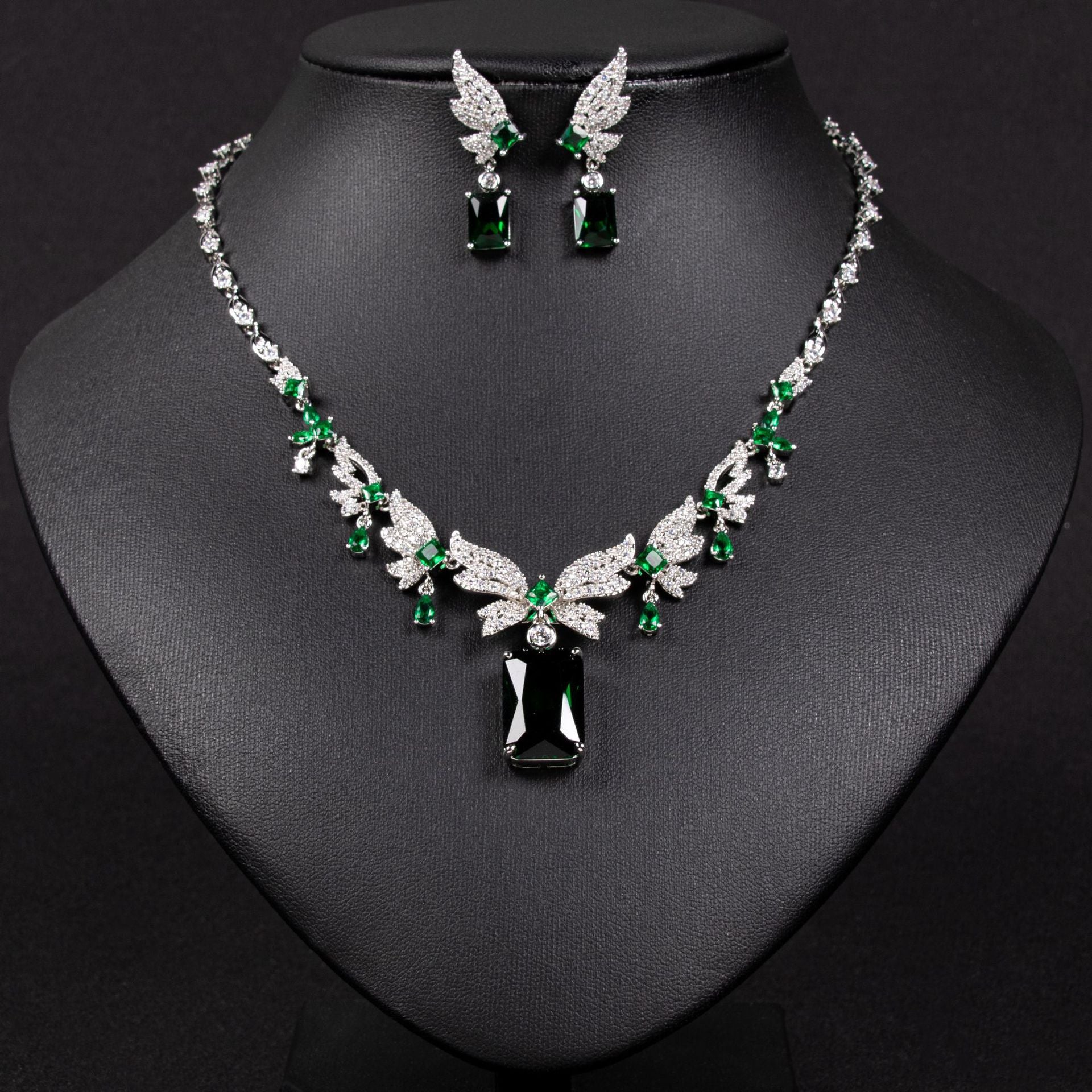 Parure collier de déclaration élégant en cristal rubis vintage