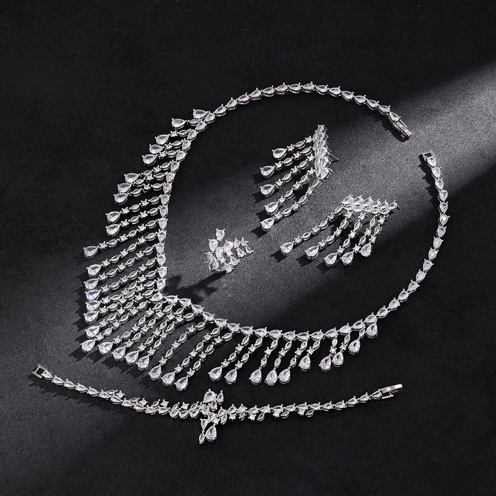 Luxury Silver Crystal Fringe Necklace Set Earrings Ring Bracelet Bridal Wedding Statement Jewelry for Women Elegant Sparkling Set