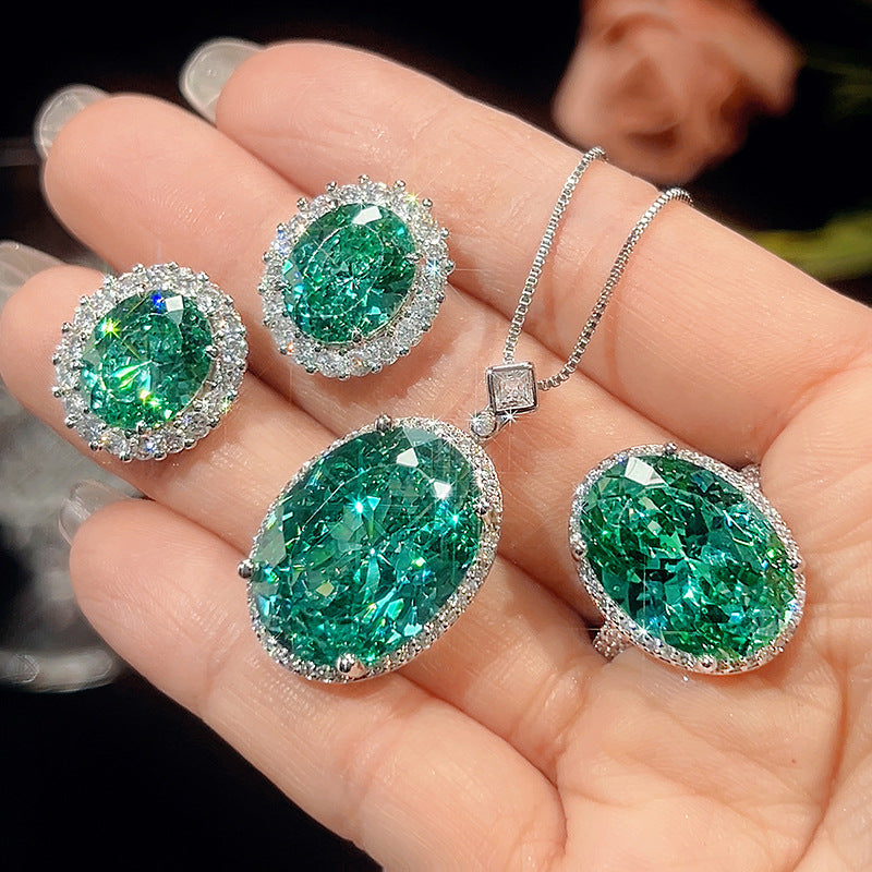 Dazzling Green Gemstone Necklace and Earrings – Elegant Evening Jewelry