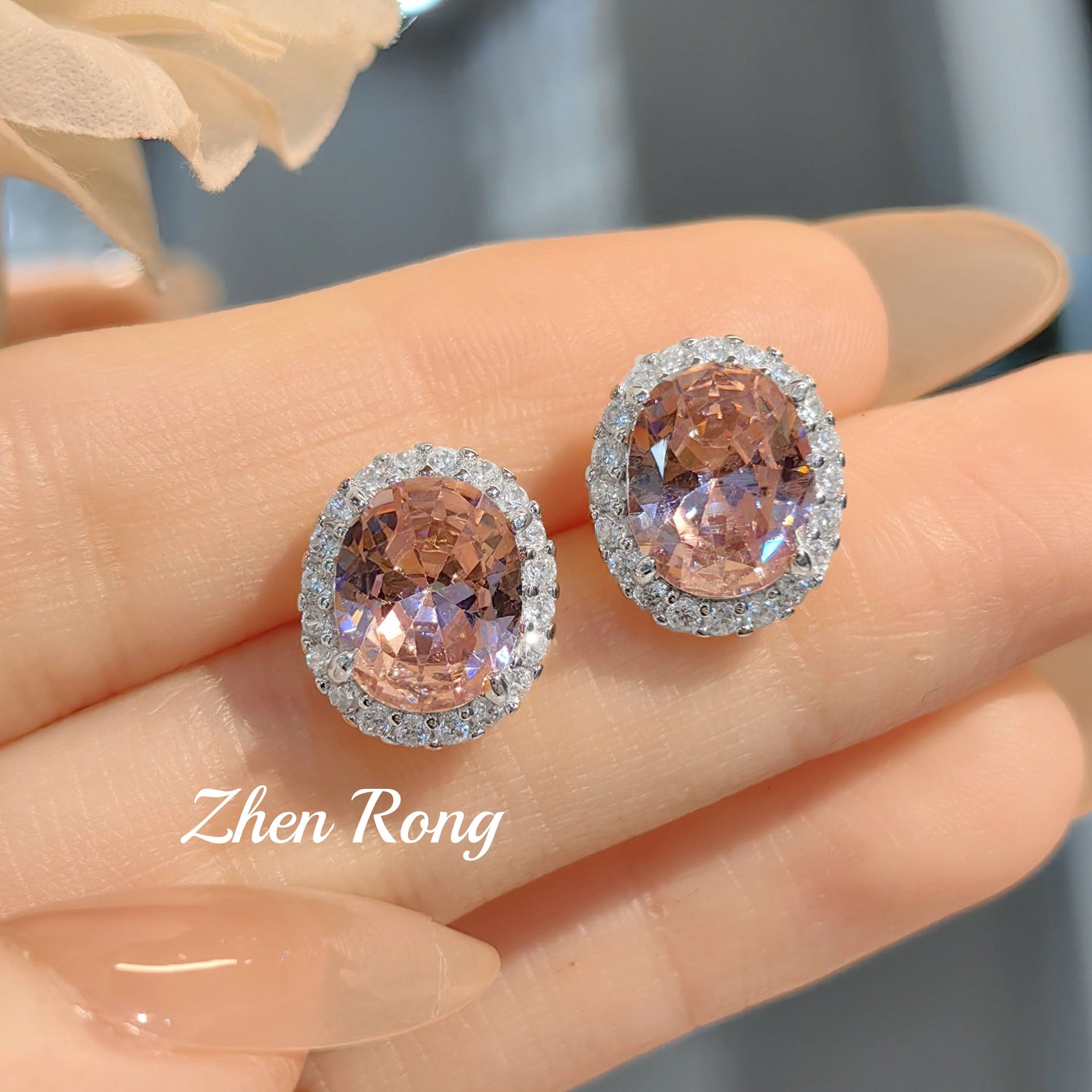 Heavy Industry Color Diamond Pigeon Egg Hanging Color Treasure Series