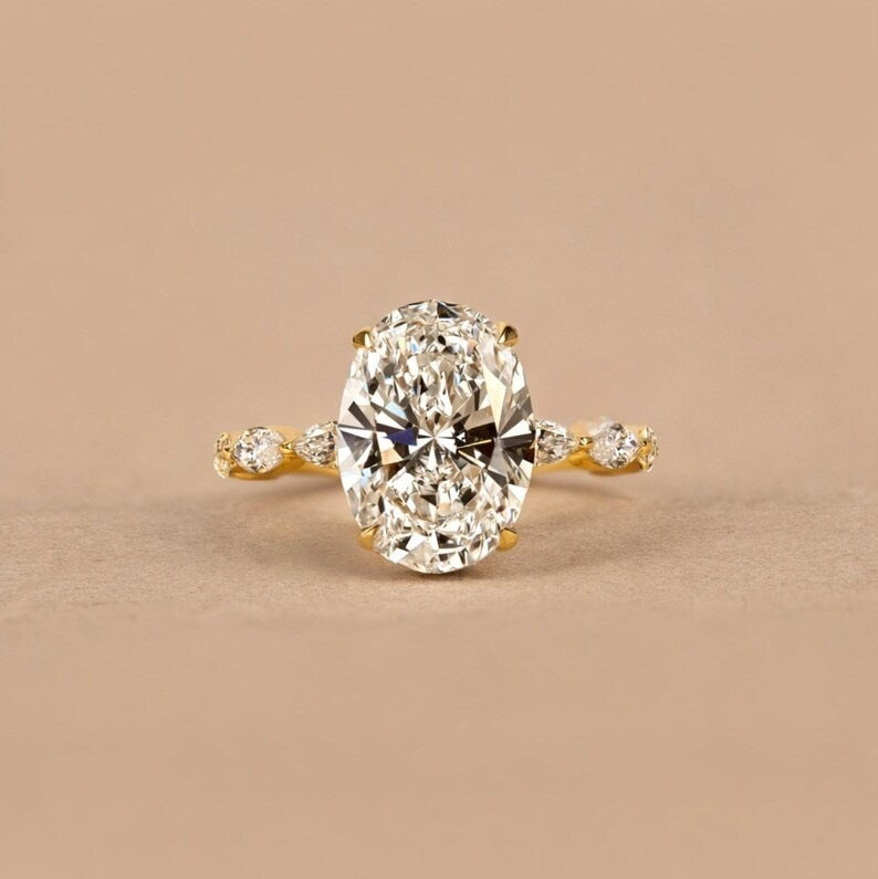 Bague œuf de pigeon diamant œil de cheval mode