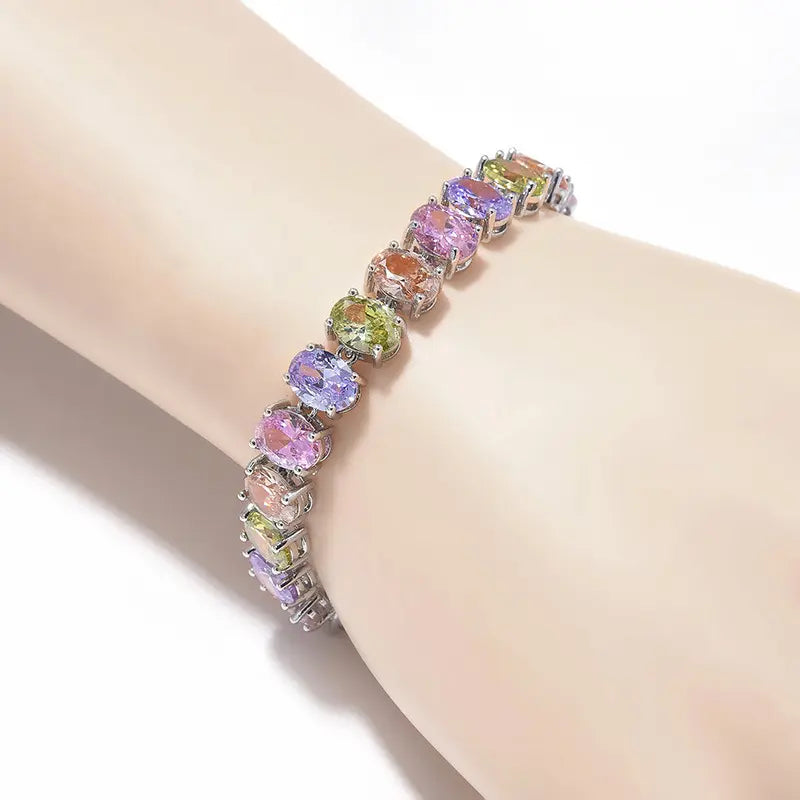Bracelet simple en zircon, incrusté d'un cercle