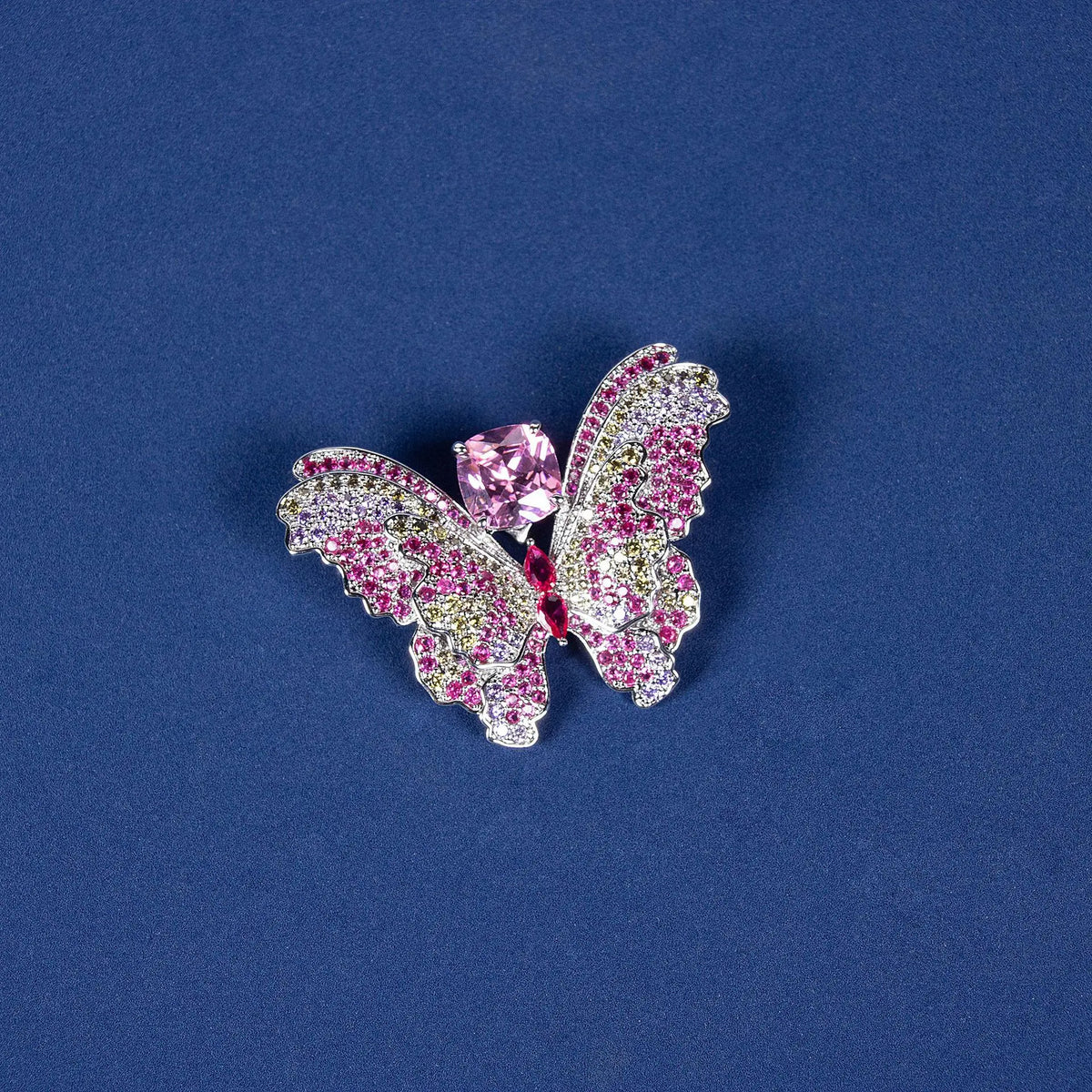 Nouveau collier papillon couleur double zircon serti