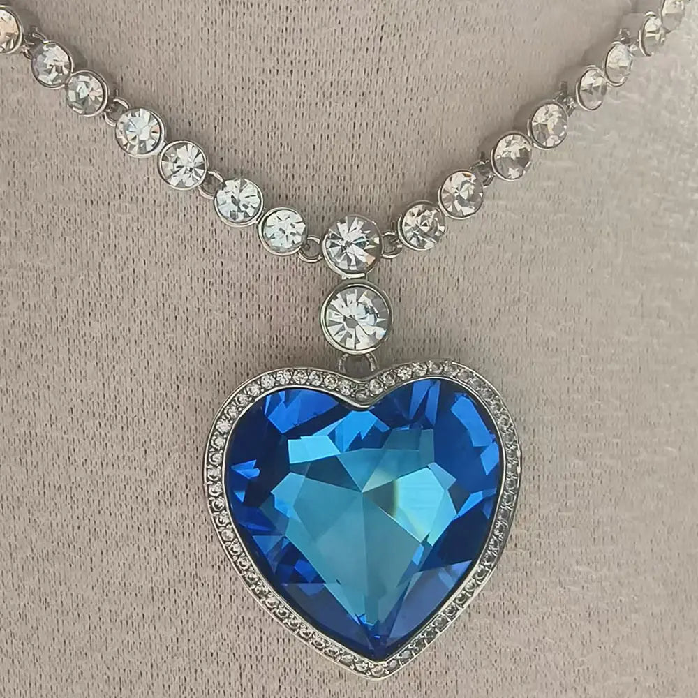Collier d'amour pendentif grande gemme de luxe étoile de mer