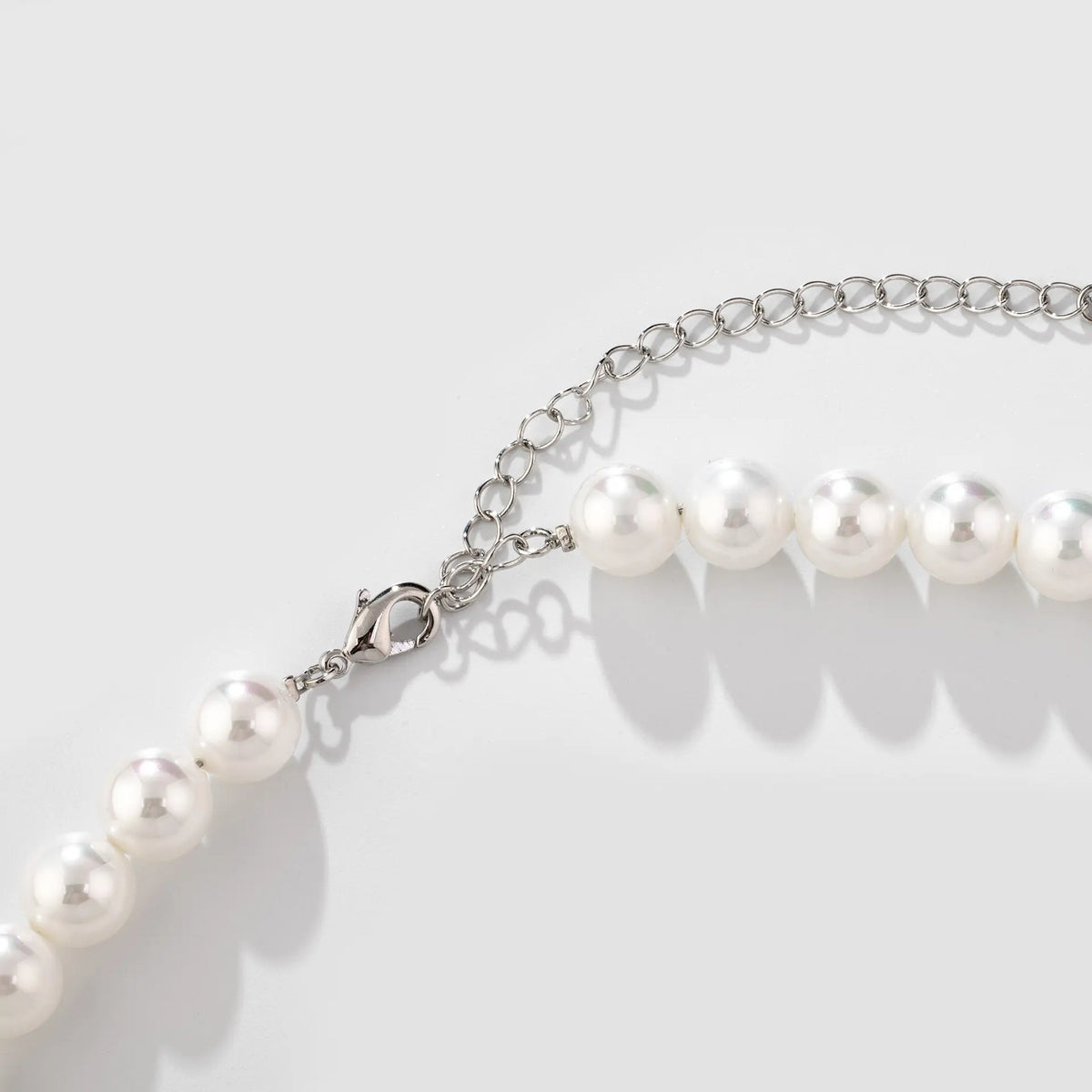 Luxury White Pearl Necklace Set – Emerald Green Drop Earrings Jewelry