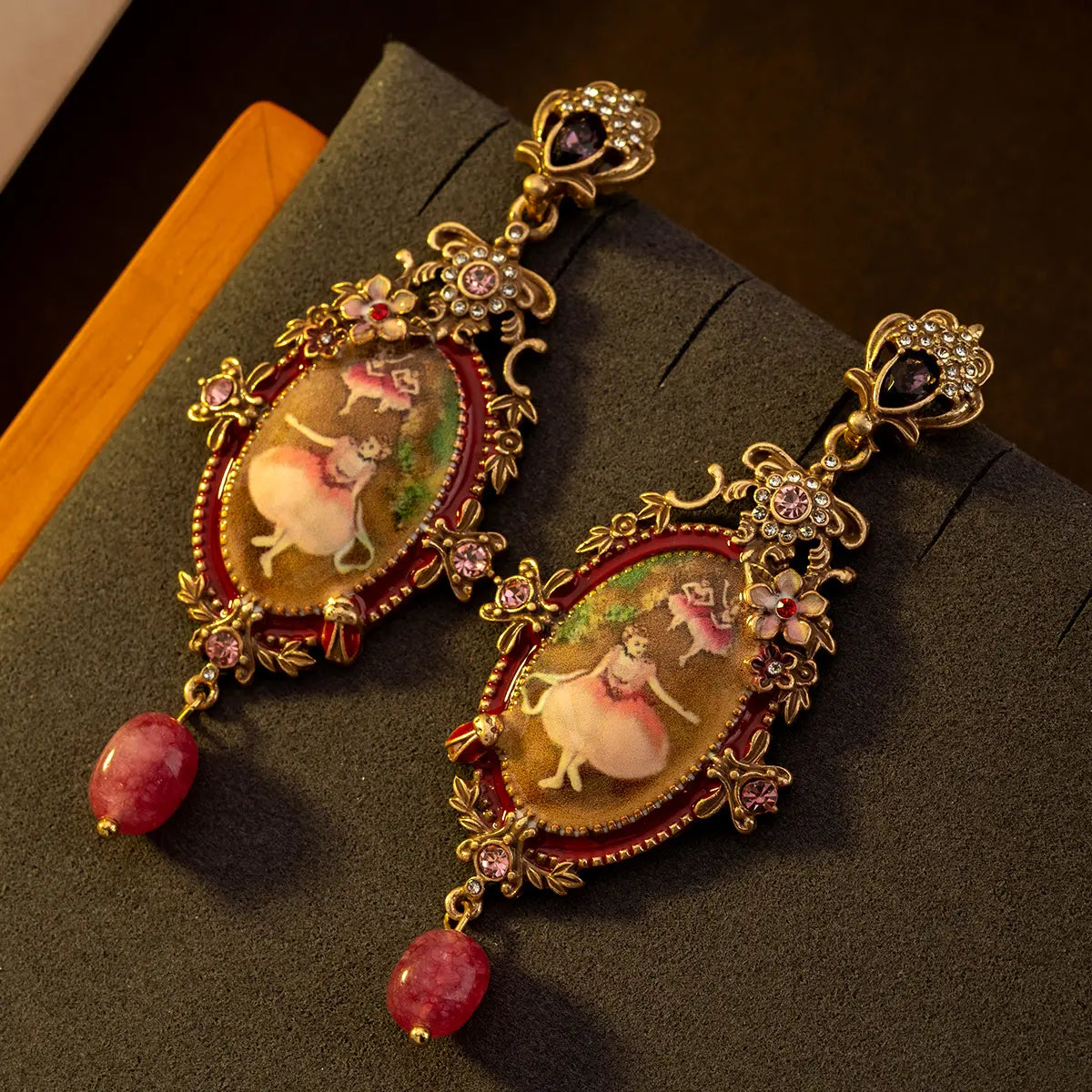 Boucles d'oreilles clous ballerine en relief, peinture à l'huile vintage, taille moyenne