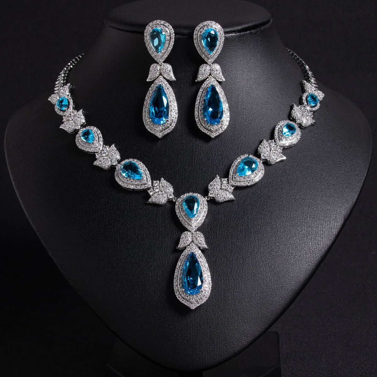 Luxury Red Teardrop Crystal Necklace and Earrings Jewelry Set for Women