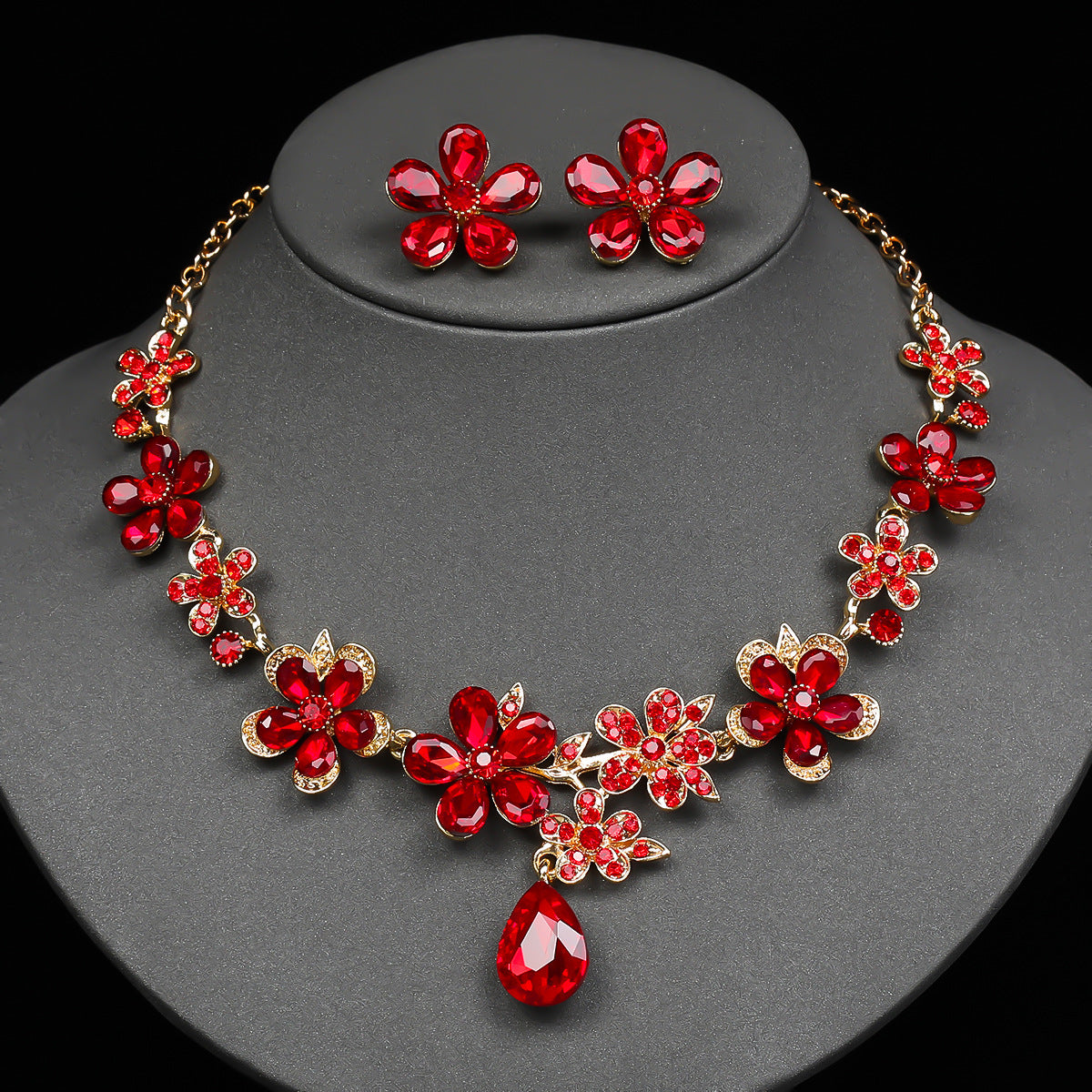 Vintage Crystal Flower Necklace Earrings Set