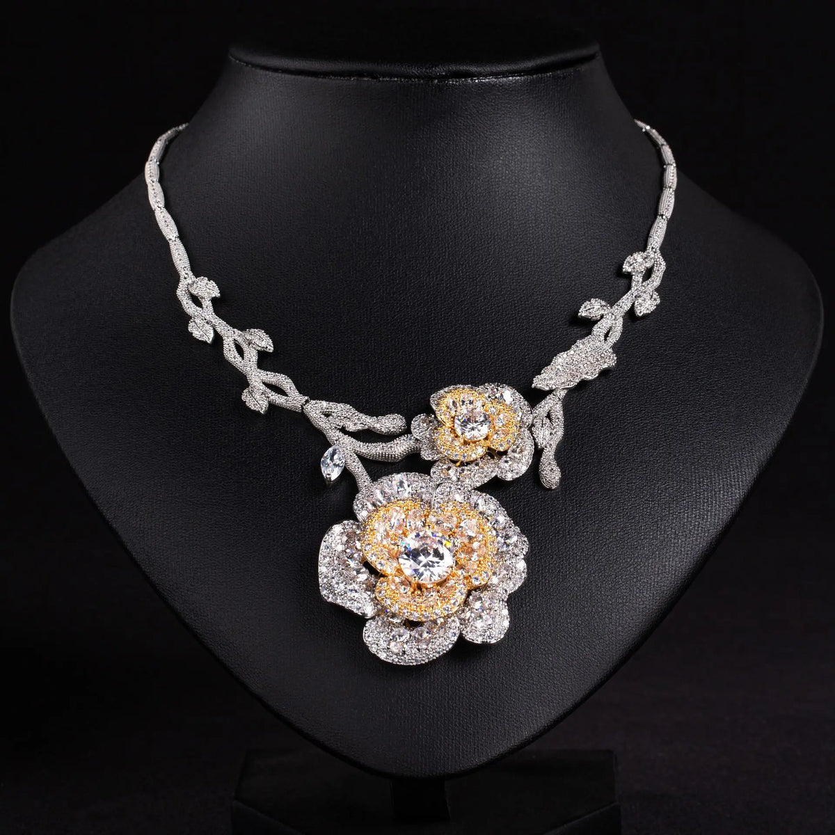 Parure de bijoux de luxe pour femme, collier et boucles d'oreilles floraux en cristal vert émeraude
