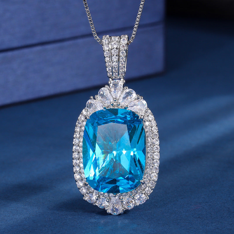 Luxury Emerald Cut Crystal Pendant Necklace for Women