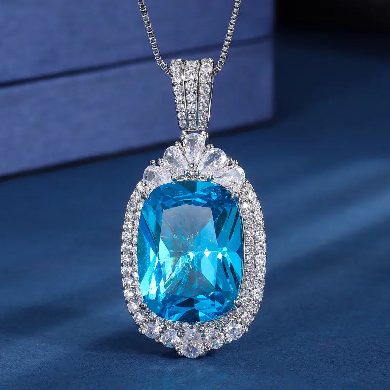 Luxury Emerald Cut Crystal Pendant Necklace for Women