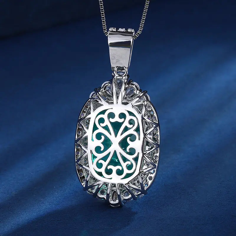 Luxury Emerald Cut Crystal Pendant Necklace for Women