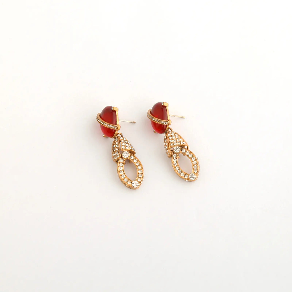Série de boucles d'oreilles et collier clous à franges rubis haut de gamme de luxe léger