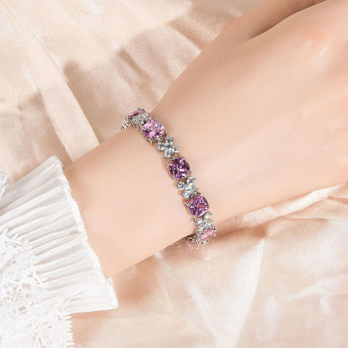 Bracelet Zircon Carré Géométrique Diamant Élégant