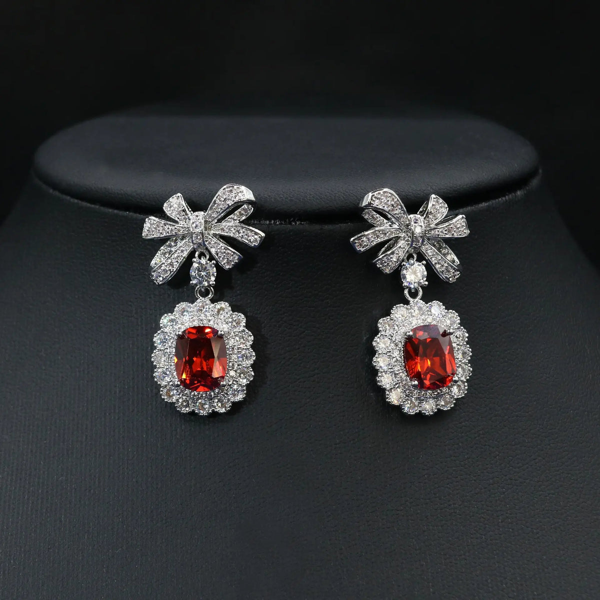 Ensemble Collier Boucles d'Oreilles Nœud Papillon Zircon Mode