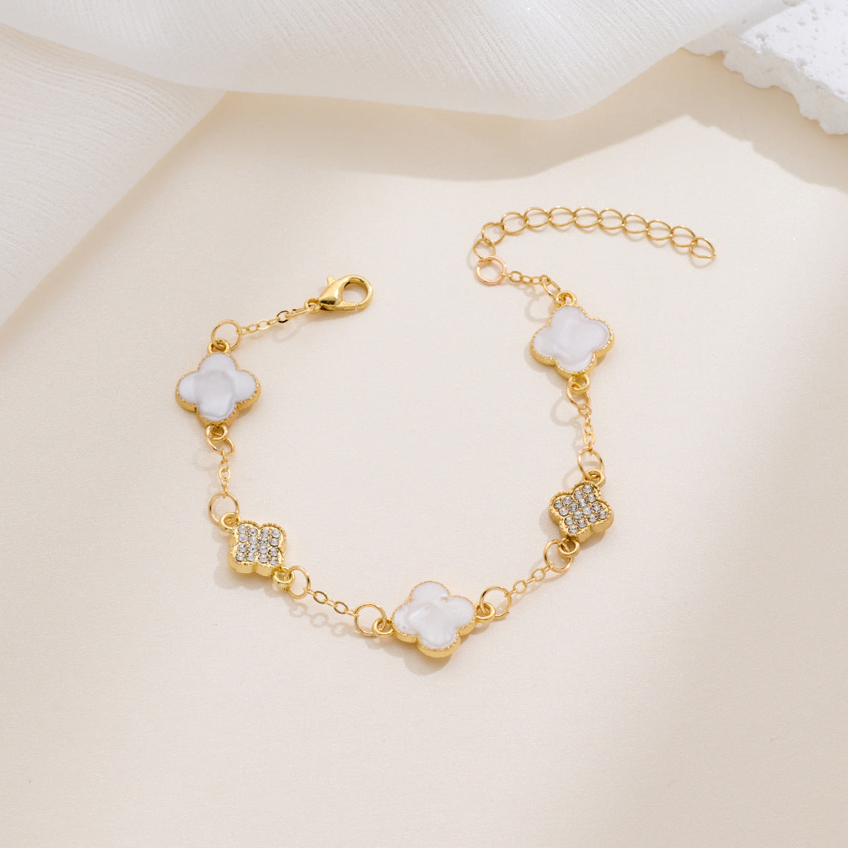 Fashion Clover Fritillary Bracelet