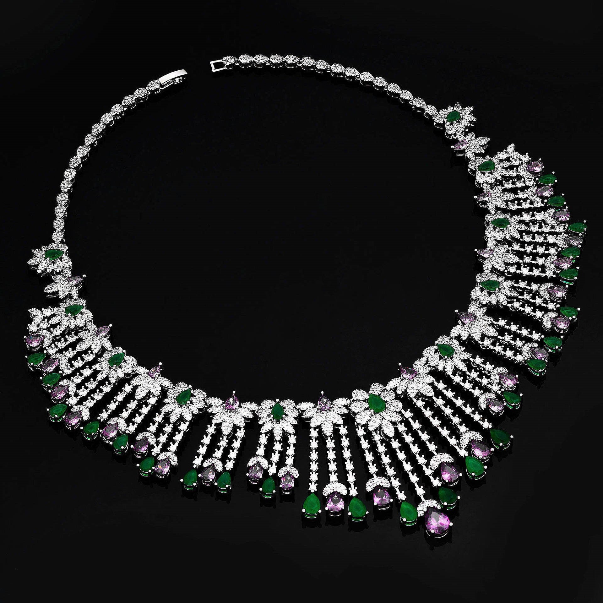Parure Papillon Vintage Élégante (collier et boucles d'oreilles)