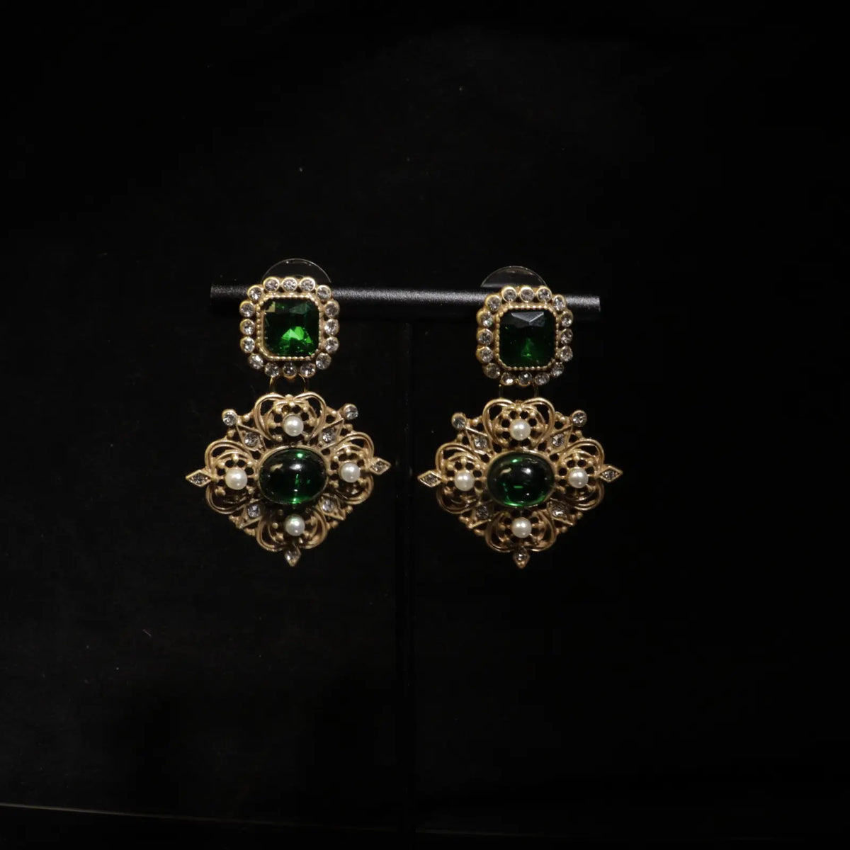 Ensemble de boucles d'oreilles et collier ras du cou avec imitation de perles creuses, tempérament, léger, luxueux