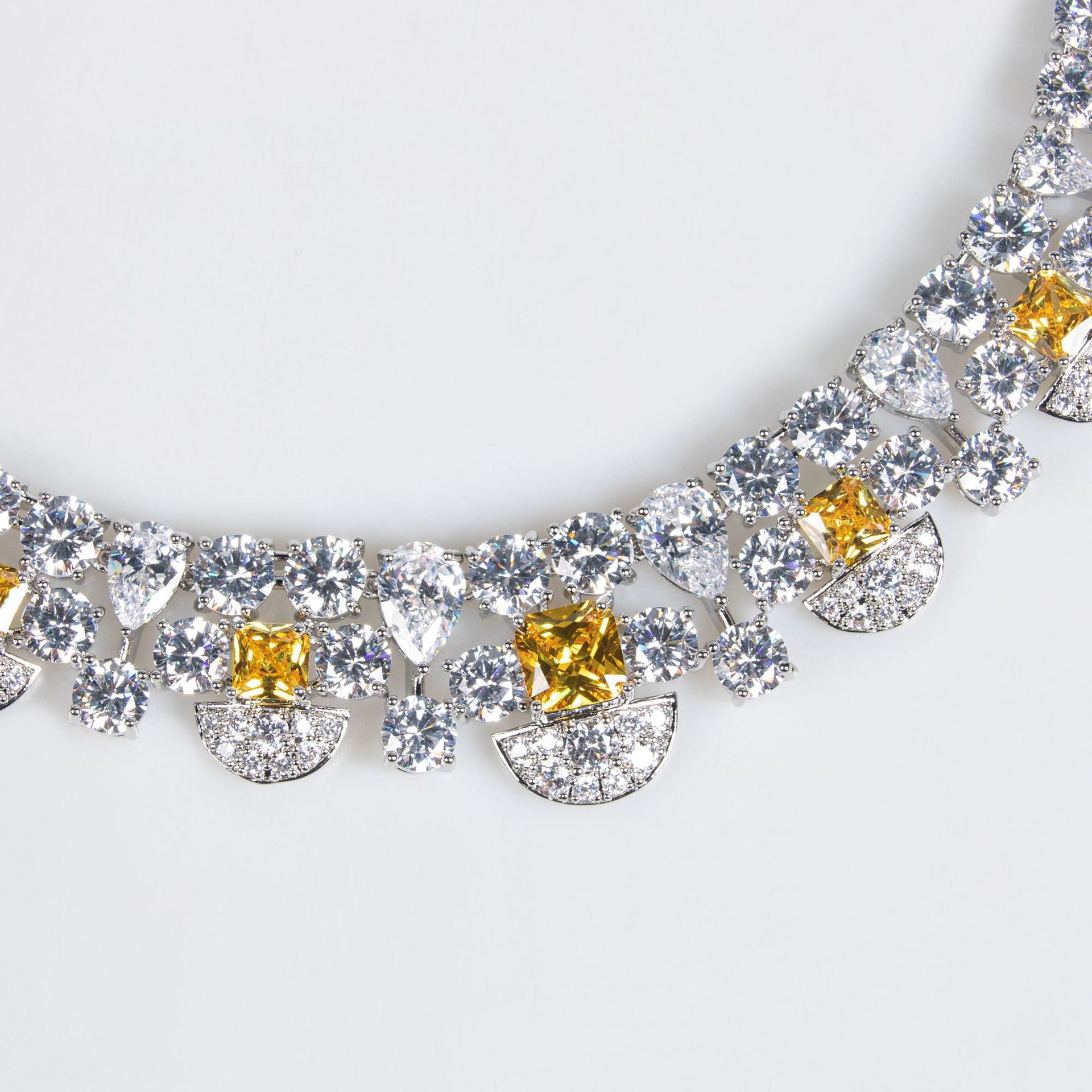 Luxury Emerald Green Crystal Necklace and Earrings Jewelry Set