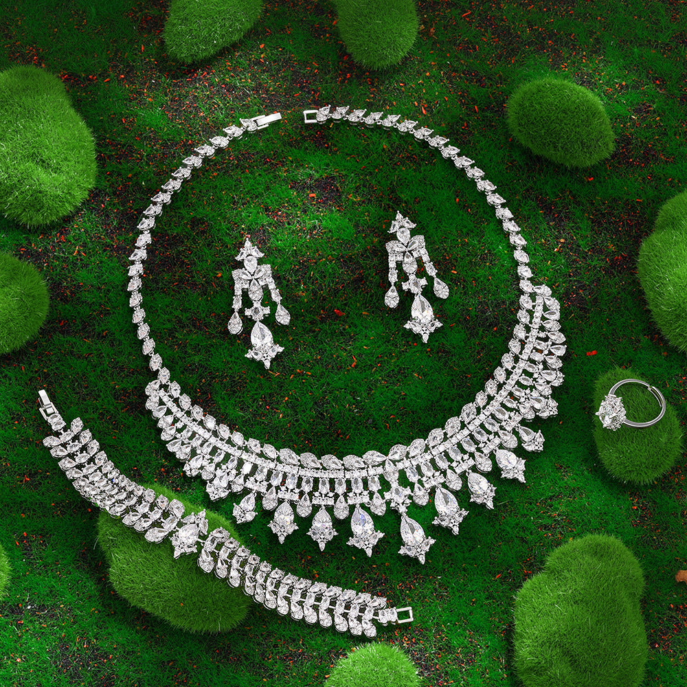 Parure de bijoux de luxe en cristal émeraude – Design élégant et affirmé