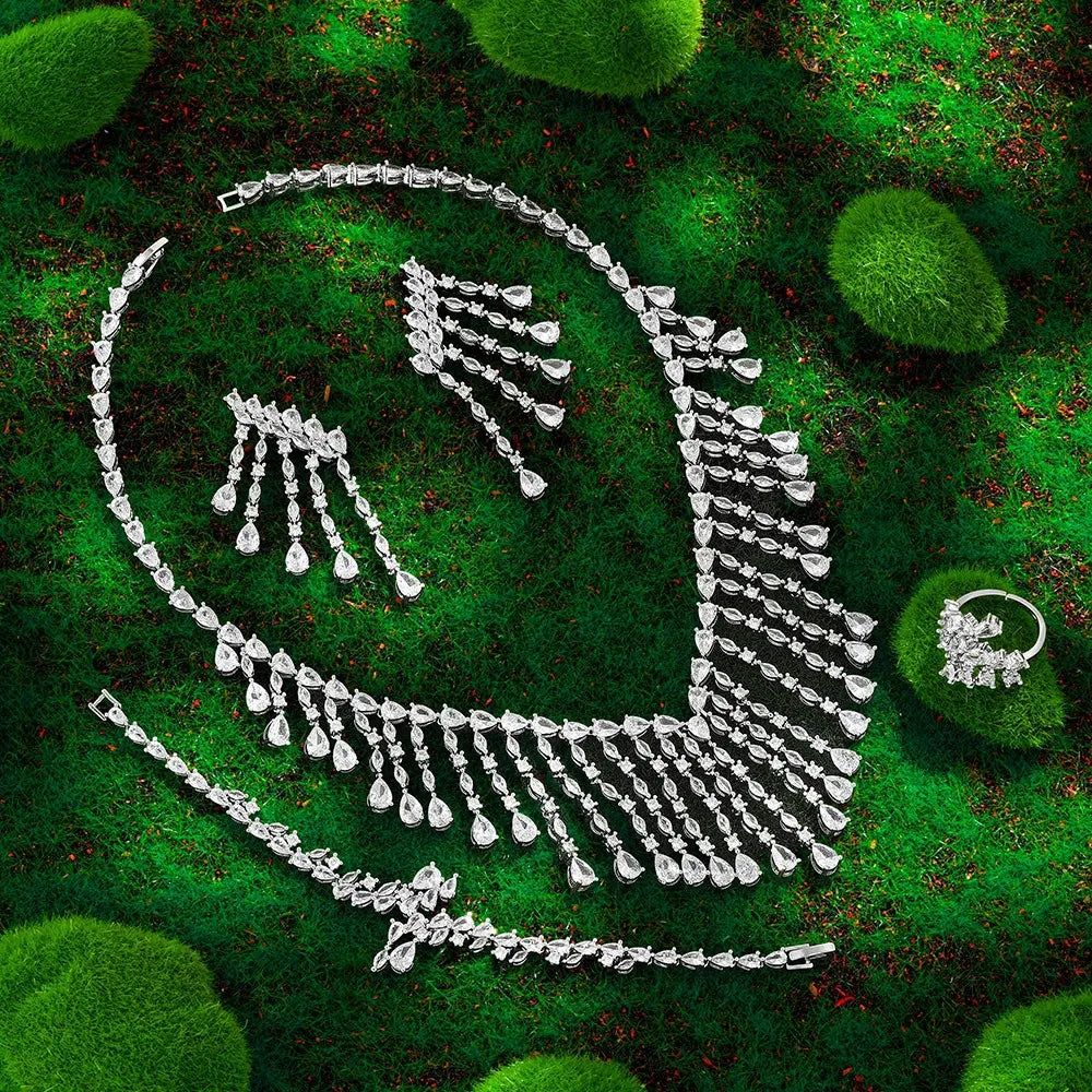 Luxury Silver Crystal Fringe Necklace Set Earrings Ring Bracelet Bridal Wedding Statement Jewelry for Women Elegant Sparkling Set