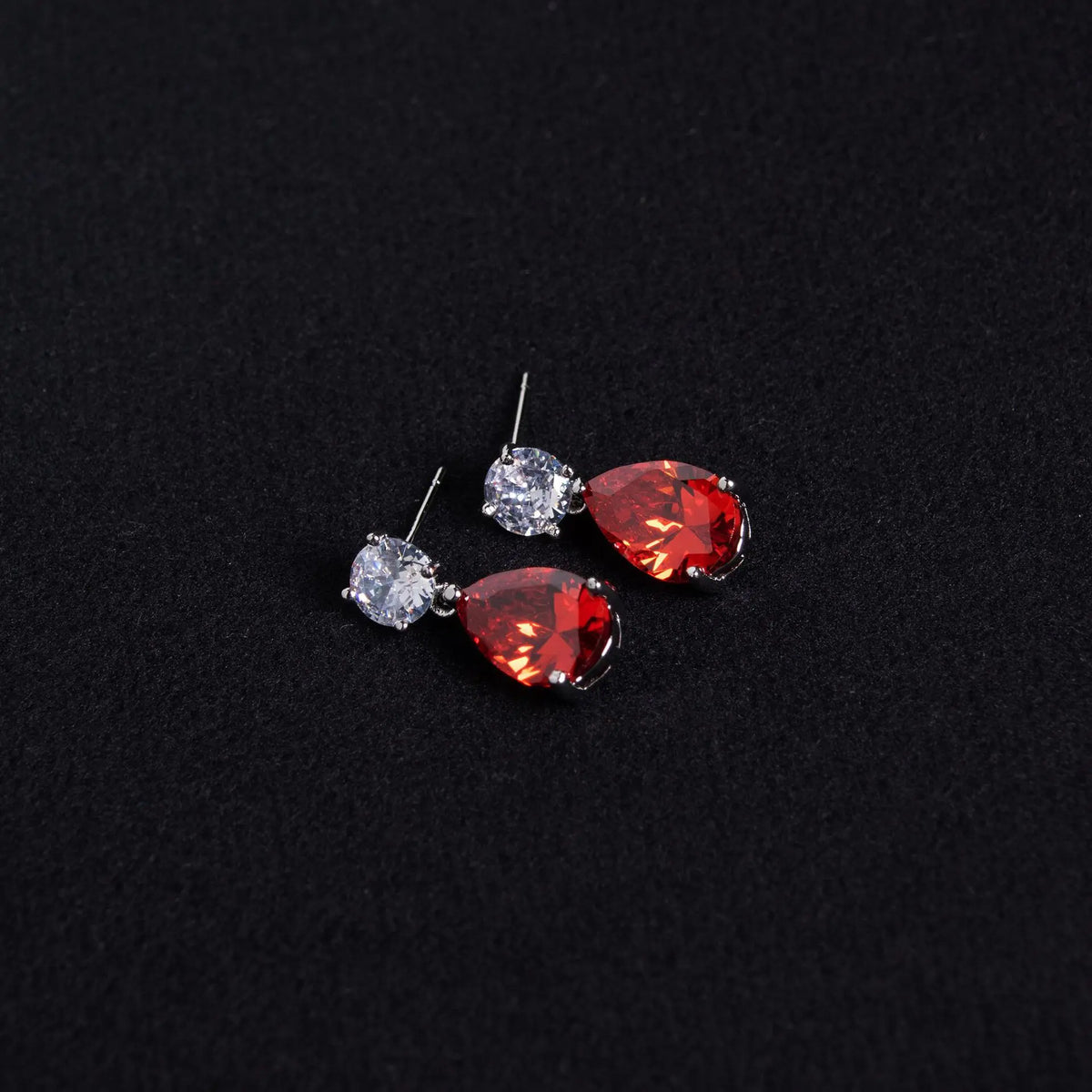 Luxury Ruby Red Crystal Necklace Set – Sparkling Teardrop Jewelry for Women