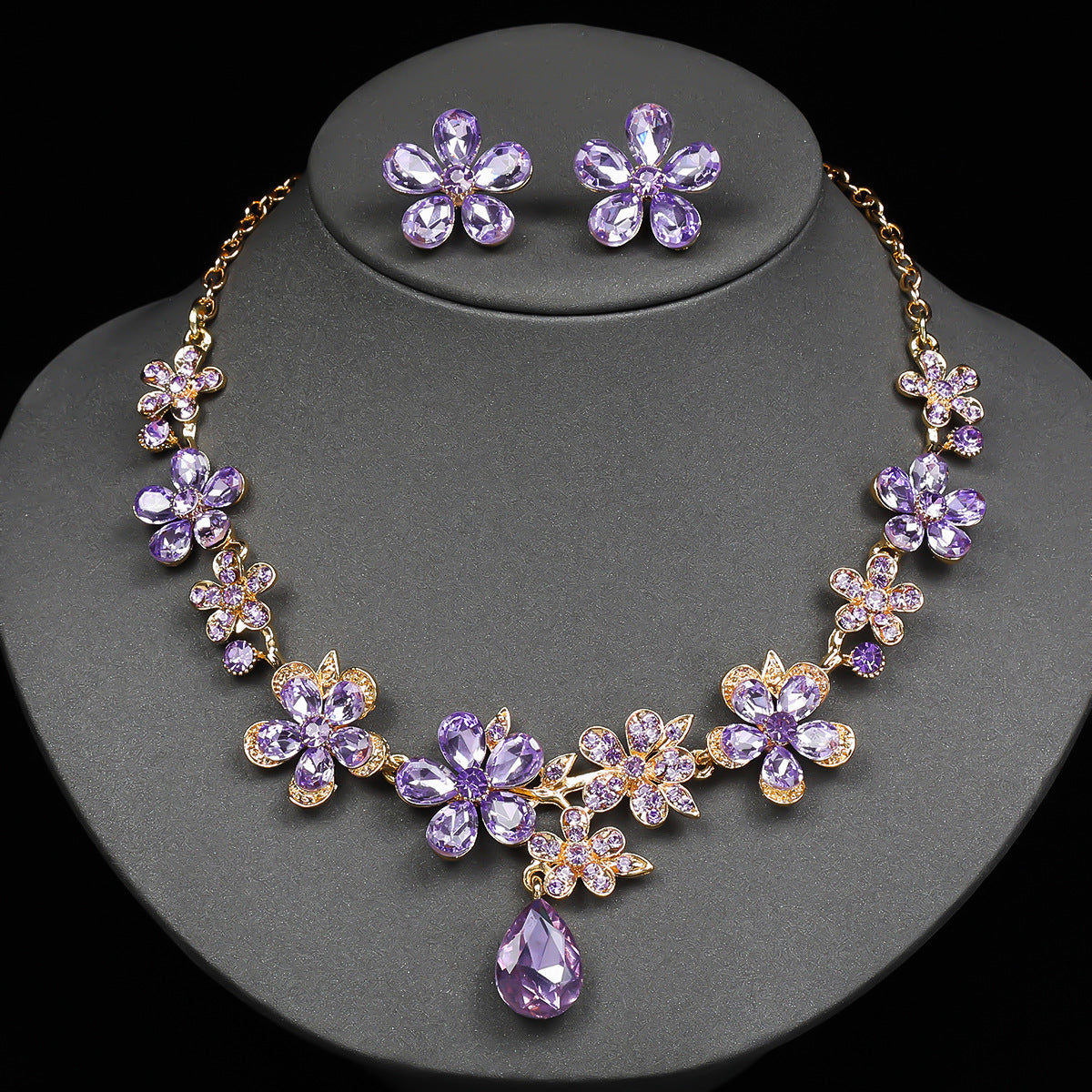 Vintage Crystal Flower Necklace Earrings Set