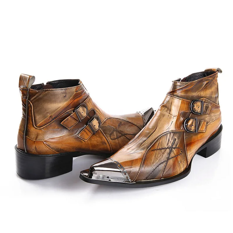 Braune Vintage-Motorradstiefel mit hohen Absätzen für Herren mit spitzen Absätzen