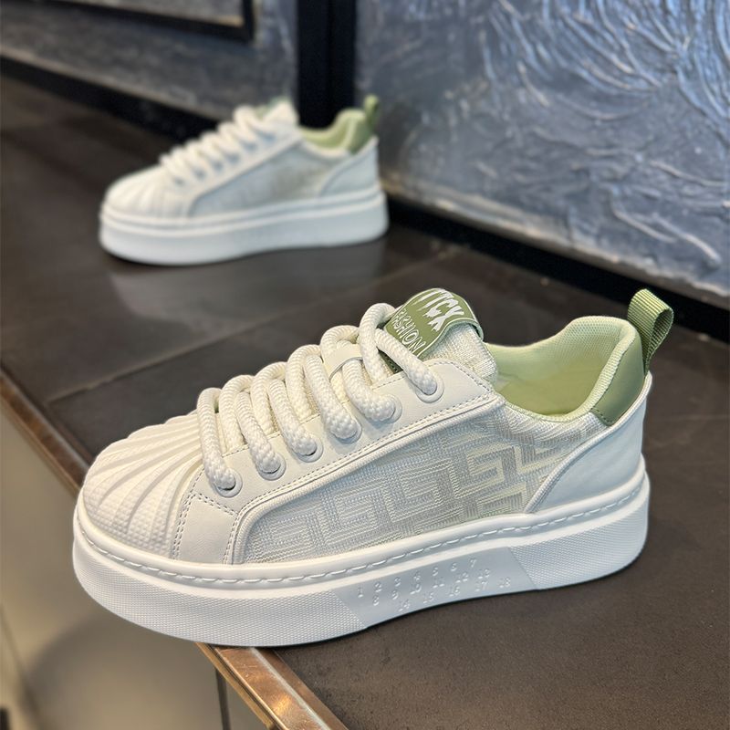 Fashion summer breathable sports and leisure shoes Running shoes and sports shoes for men sneakers